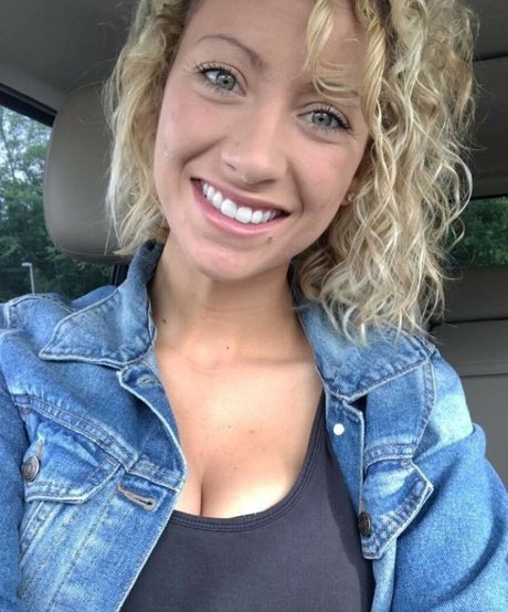 teen natural tits onlyfans pornos pic