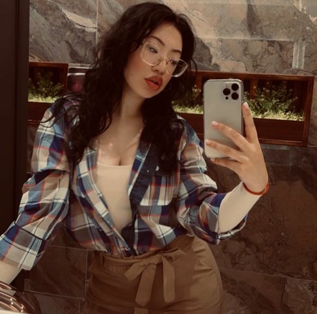 Sabac nice model images