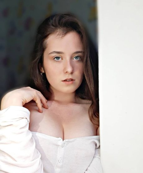 female masturbation onlyfans pornographic image