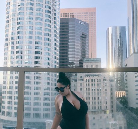 realroses pornstar hot photo