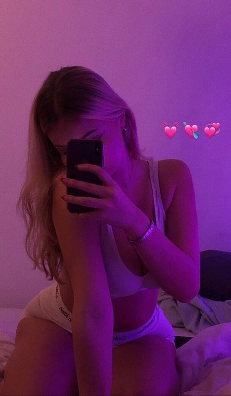 Elly Anne nice actress pics