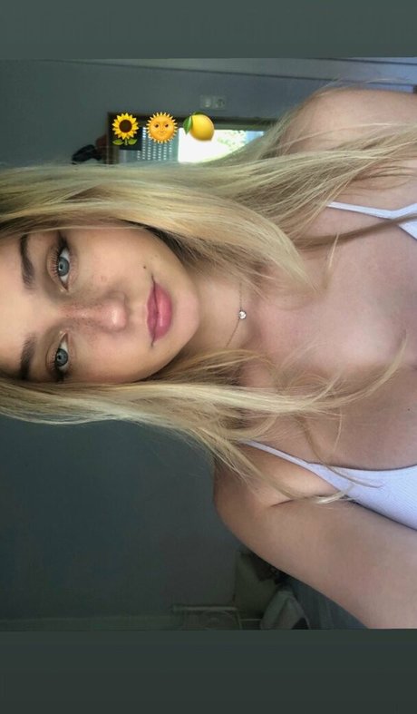 amateur blonde onlyfans art porn gallery