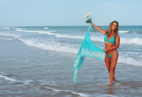 Bruna Lombardi star sex images