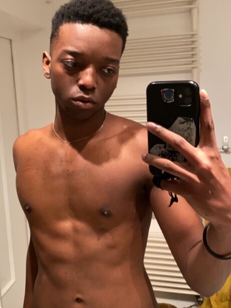 Manu Clout star nudes images