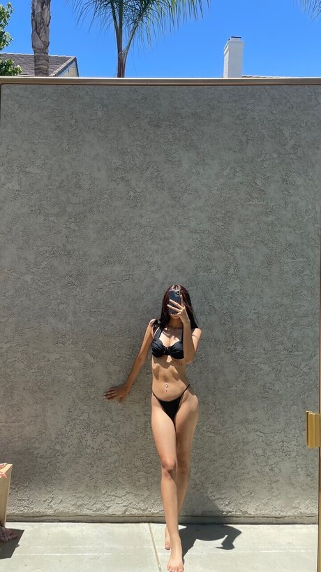 Money Mami free star archive