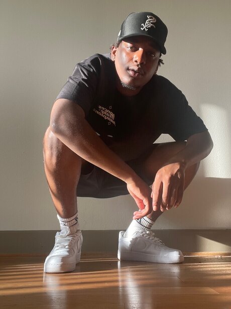 Houstontx1 naked actress picture