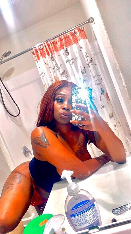 SlimVetta_ top actress image