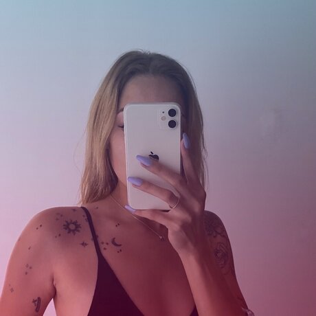 allie inky nude pornstar picture