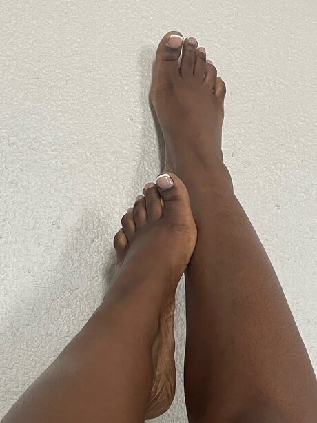 Kokoa Girl naked model gallery