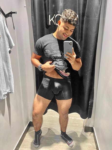 Jorge Torrealba star adult pic