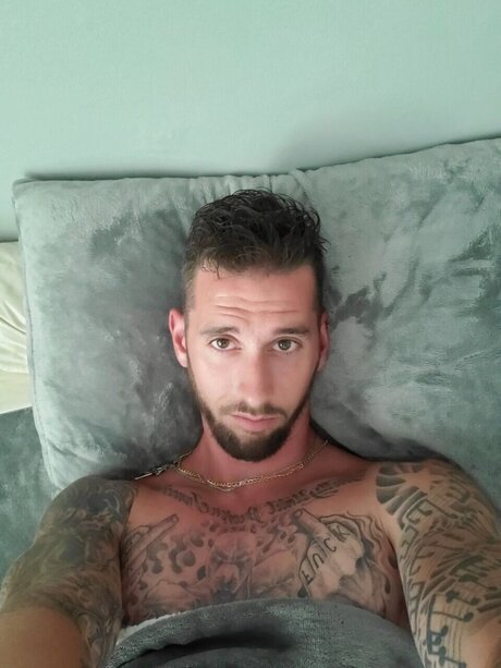 Yourdumbitch pornographic actress pic