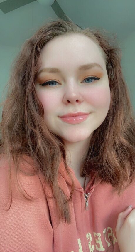 Angellee exclusive actress gallery