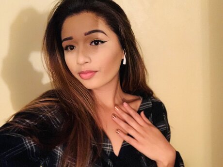 Izzy Marie top star picture