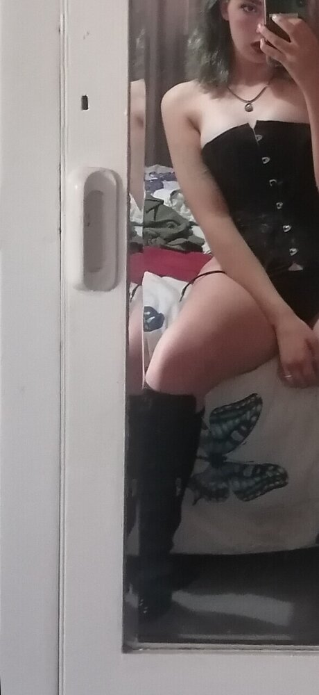 MissLucy pornstar free image