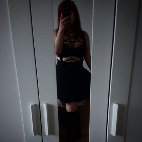 Kitsune_ porn model archive