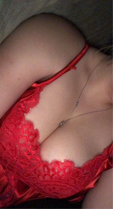 Thatbustyblonde2 0 model images