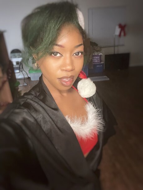 Tsumnii porn actress pics