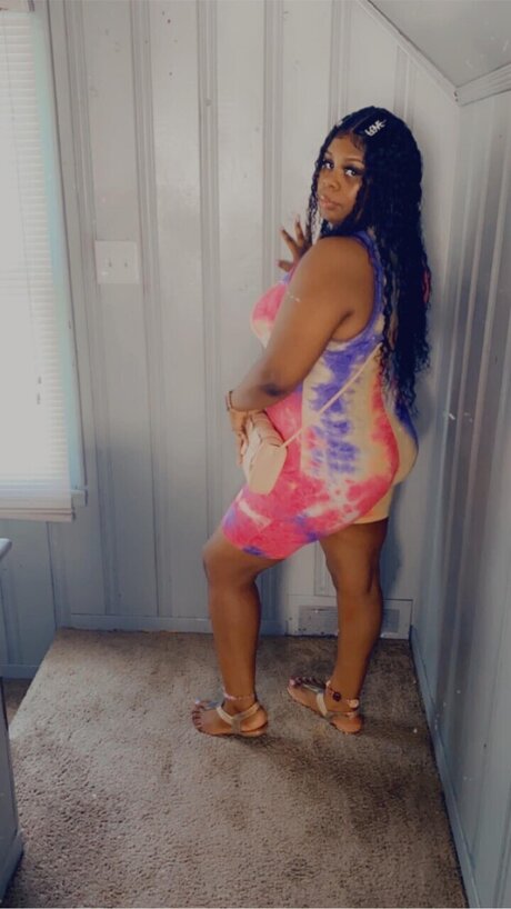 Sexy Chevy28 perfect star photo