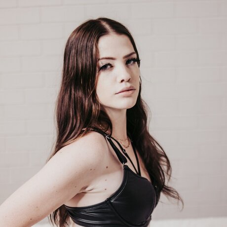 Babmoon Free Onlyfans pretty actress img