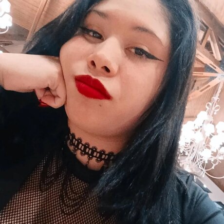 Monnayne free pornstar images