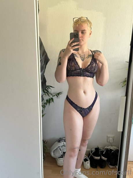 Ofscarll pornstar art pics