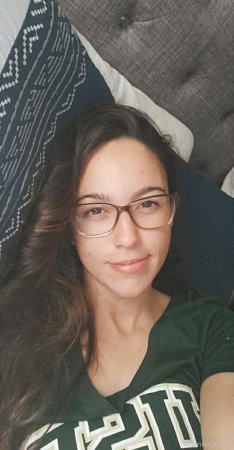 Arianna Marie model nice pics