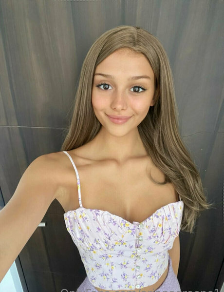 ariana greene sexy star images