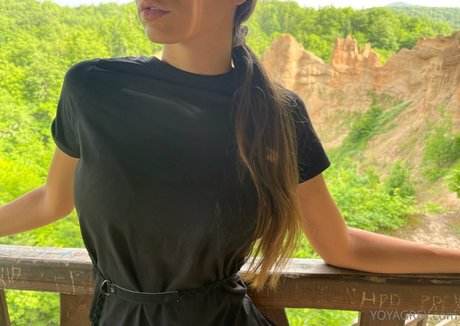 Yoya Grey pornstar pretty photos