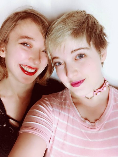 leather skirt onlyfans beautiful naked photos