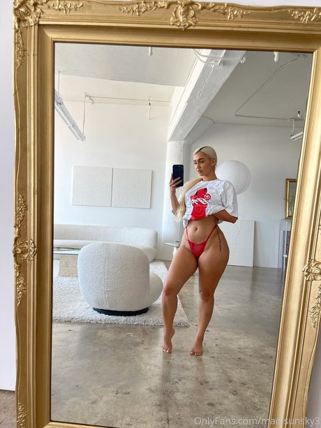 Madisun Sky hd pornstar pictures