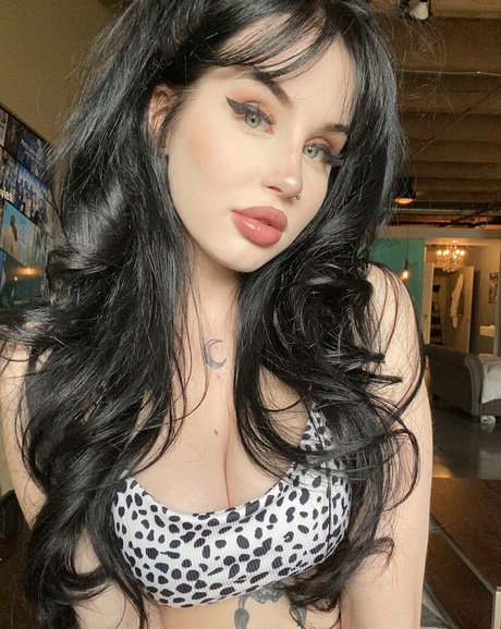 Violetbabyx pornstar xxx photo