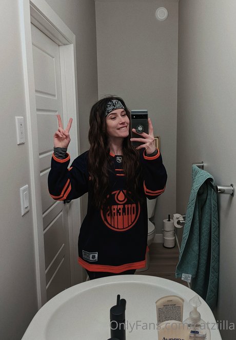 nerdy onlyfans xxx pic