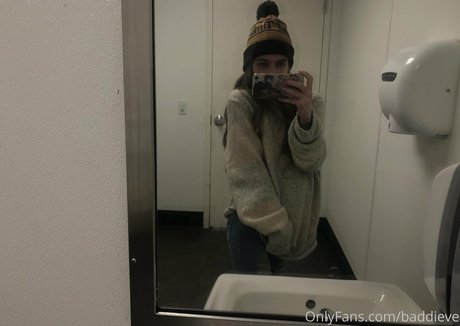 baddieve pornstar nice archive