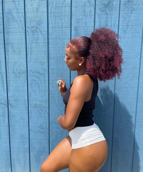 pregnant milf onlyfans free nude photos