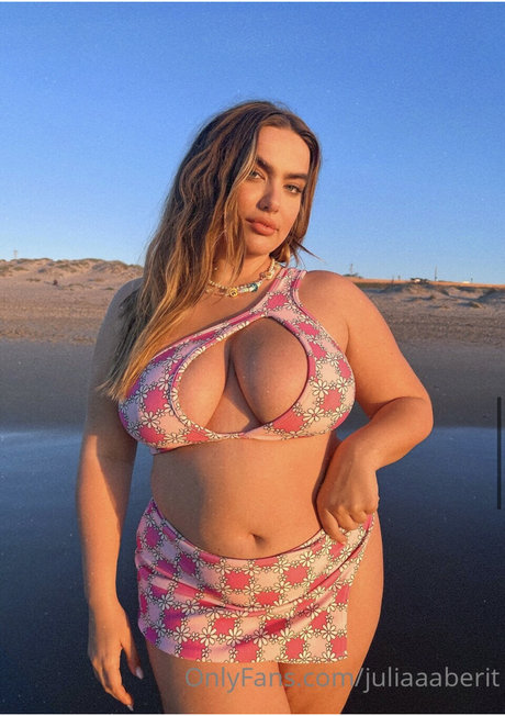 Julia Berit sexy actress archive