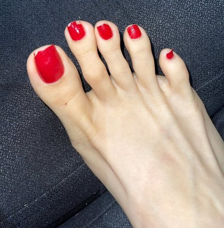 Amber Skye model hot pics