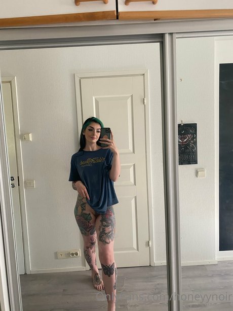 Honeyy Noir nice pornstar archive