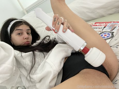 Notsick3_ pornstar high quality image