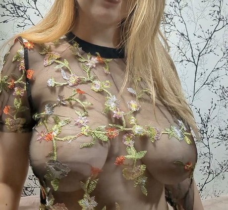 delimbre pornstar nudes pictures