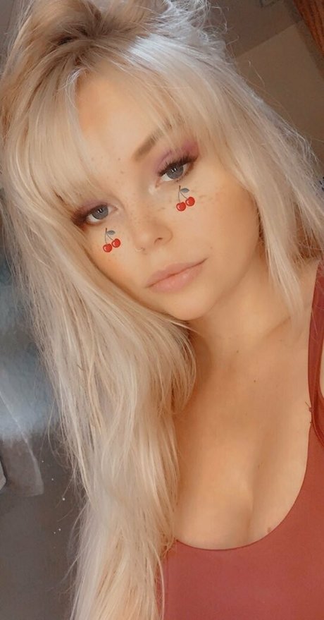 ponytail onlyfans adult pic