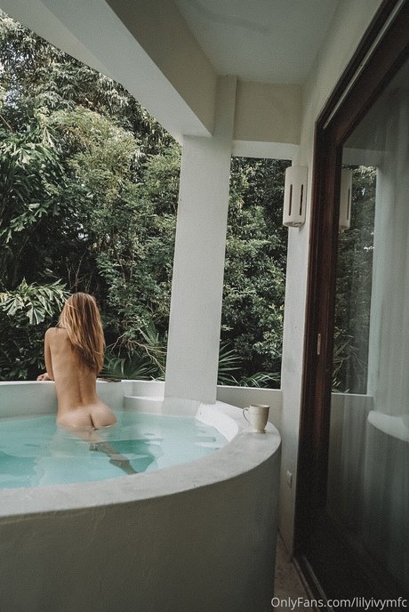 Lilylvy model adult pics