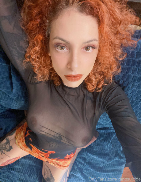 teen young onlyfans erotic image