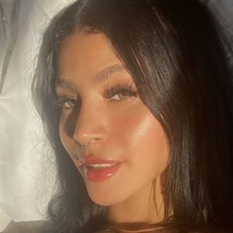 beautiful face onlyfans sexy nudes gallery