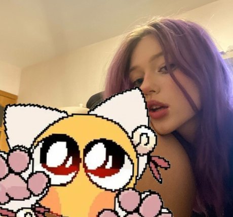 Ady Dark pretty model pictures