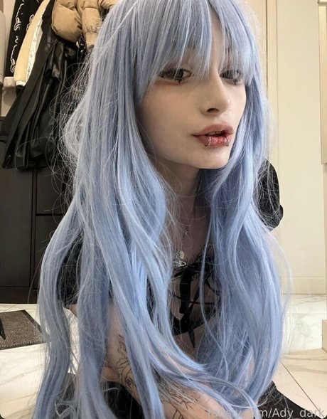 teen young onlyfans sexy nude image