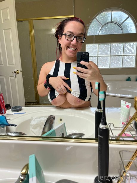 Jerzjess star porn pic