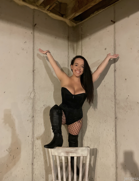 Jerzjess star nude image