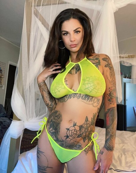 Bonnie Rotten erotic star photos