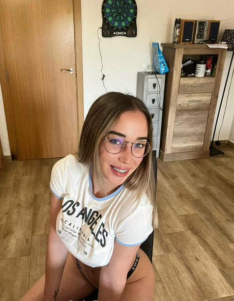 blowjob brunette onlyfans sexy pics