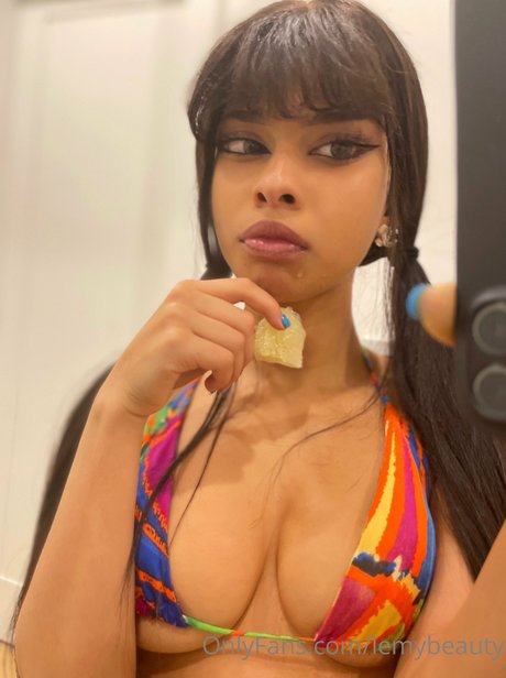 Lemy Beauty nudes star image